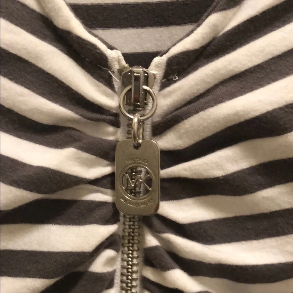 Micheal Kors long sleeve cotton top